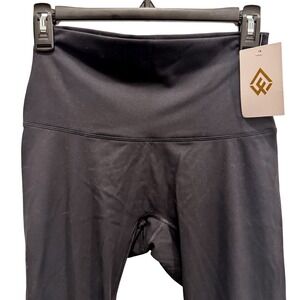 Women's Black High Waisted No Front Seam Leggings – The AWF‎ Brand NWT